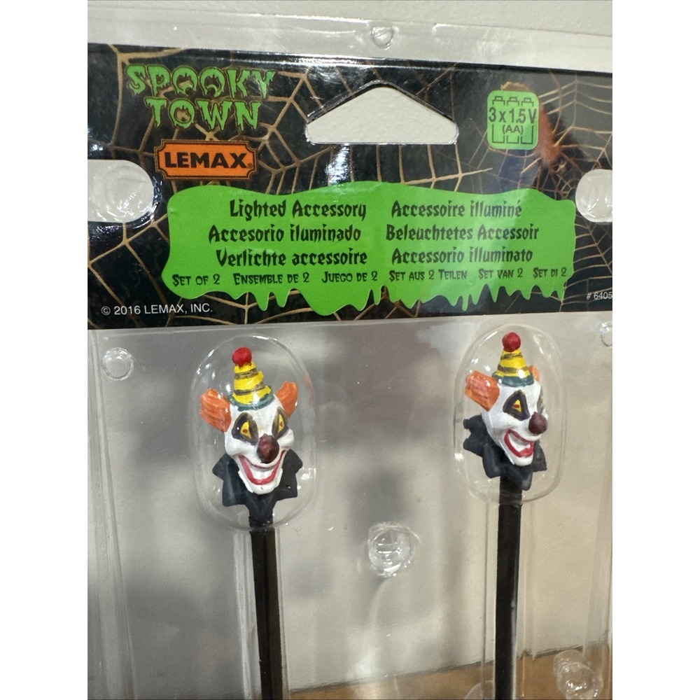 Lemax Spooky Town Killer Clown Lamp Posts Lighted Set Halloween Village 64056 - Picture 2 of 3